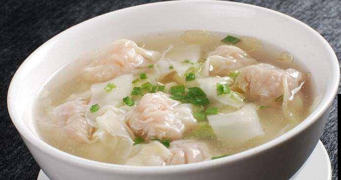 美味鸡汤馄饨,仅需六个步骤,这样做汤料不仅鲜香,还倍增营养!
