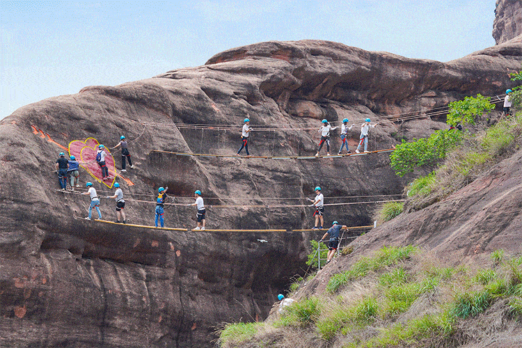 五一出游记|奔赴丹霞,拥抱大自然,玩转清远马头山
