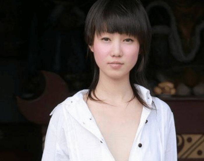 原创"人体模特"张筱雨,当初因拍写真火爆全网,如今将近40岁仍单身