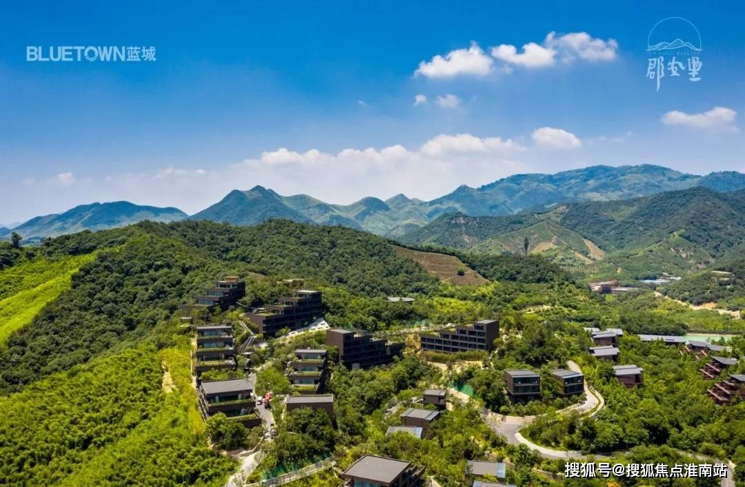 杭州二绕内!湖州德清莫干山蓝城·郡安里现代旅居别墅售楼处座机电话