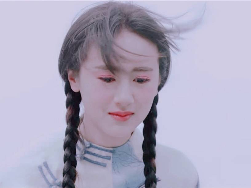 9位女星「民国风麻花辫造型」!杨紫甜美上热搜,周也,赵露思都仙气爆棚