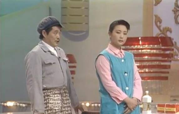 此后又与黄宏,石富宽,魏积安等人搭档,在春晚舞台上表演《找焦点》