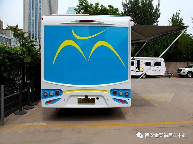 西安金泰福房车雪峰无拓旅居房车贵族式腔调优雅大气带您畅享露营新