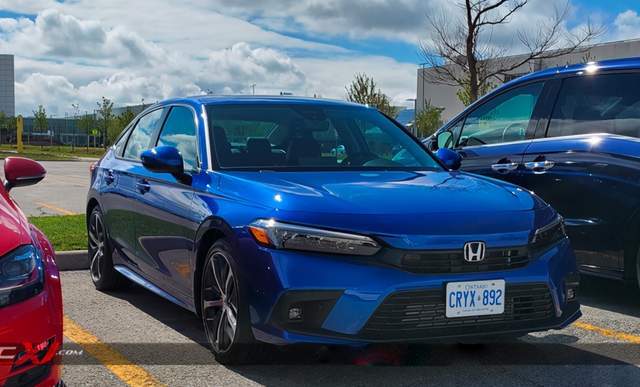 本田第十一代思域实车街头亮相,配置提前看,售价也已曝光