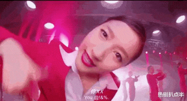 看到林心如的这一段行为,不少观众的表情想必跟张铁林一模一样!