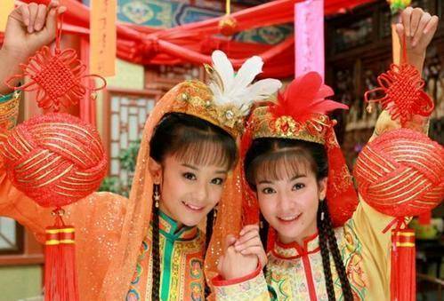 还记得《新还珠格格》中紫薇扮演者吗?