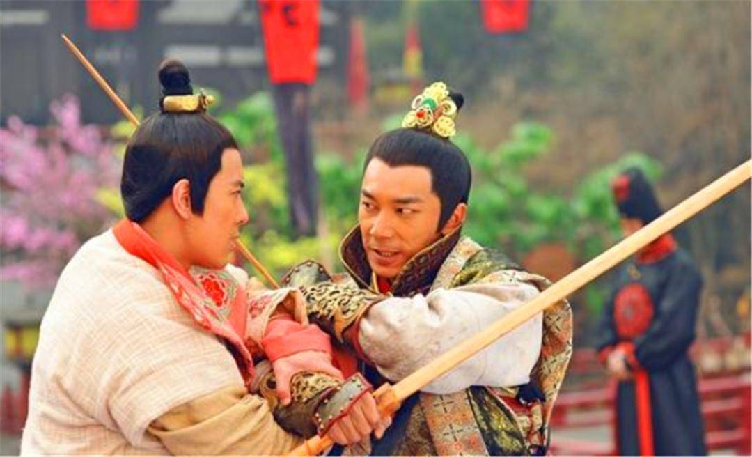 原创玄武门之变,李世民为皇位弑兄杀弟,为什么不一鼓作气干掉李渊?
