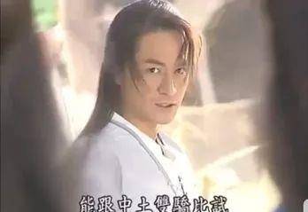 马景涛也出演的一位东瀛武士"霸刀",受命屠杀江湖各大门派.