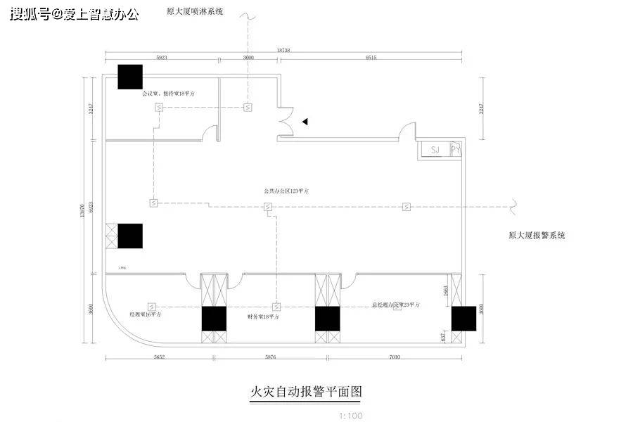 对于每一个增设的隔间必须至少配备一个独立烟感和一个喷淋器