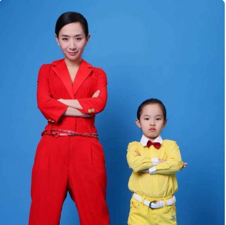 北京卫视"一姐"王芳:曾多次下病危通知,嫁大15岁老公身家过亿