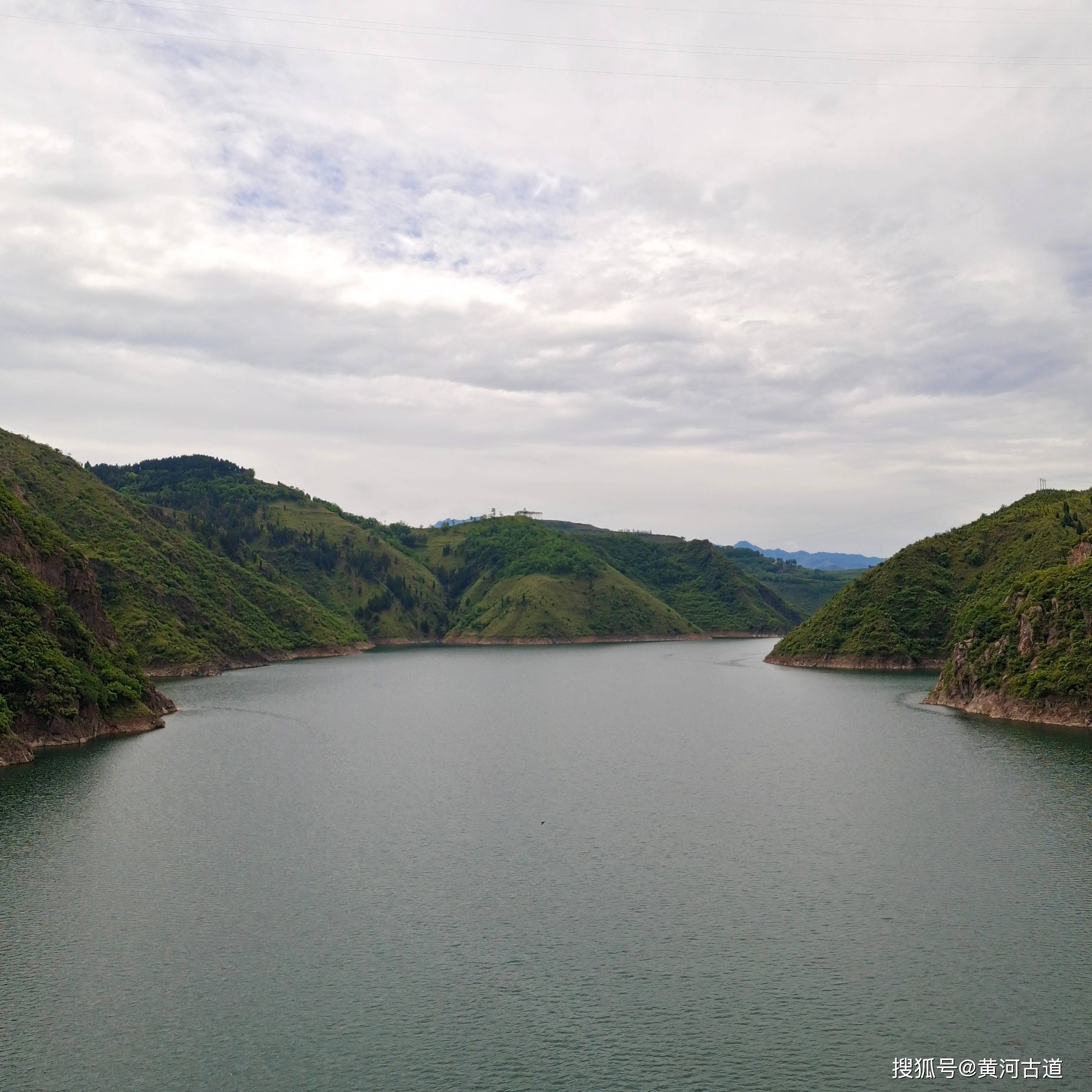 洛宁县西子湖风景区_水库