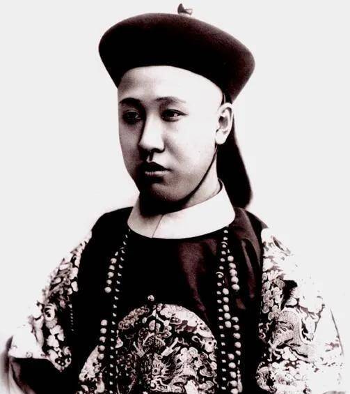上图_ 爱新觉罗·载沣(1883年2月12日—1951年2月3日) 在醇亲王载沣