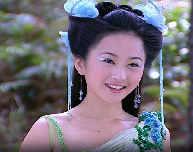 在《欢天喜地七仙女》中,发展最好的是霍思燕,但饰演5公主的青儿,也一
