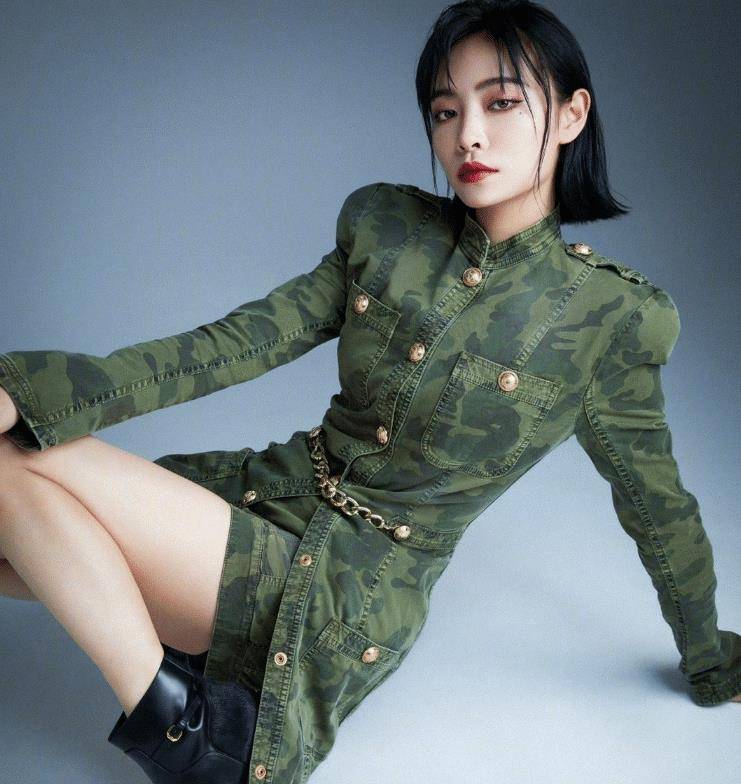 原创喻言许佳琪时尚大片出炉,风格帅气气质百变,果断被圈粉了