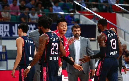 曝广东宏远老臣出山 重返cba赛场执教_伊戈尔