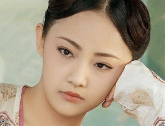 就已经小有名气了,在《天舞纪》和《烈火军校》等热剧中都表现不俗