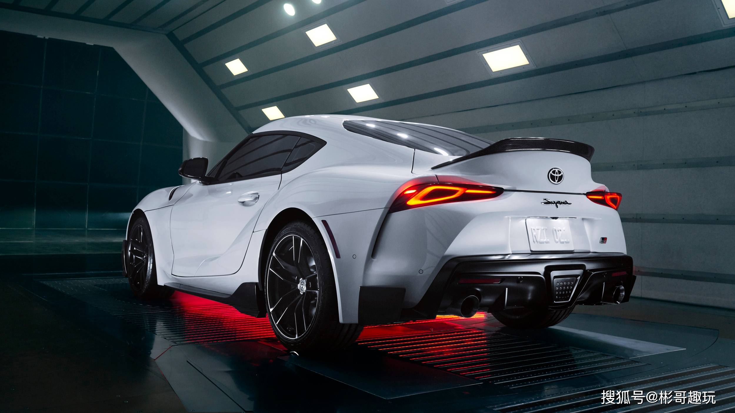 牛魔王终于改版了!2022款丰田gr supra a91-cf碳纤维版限量600辆