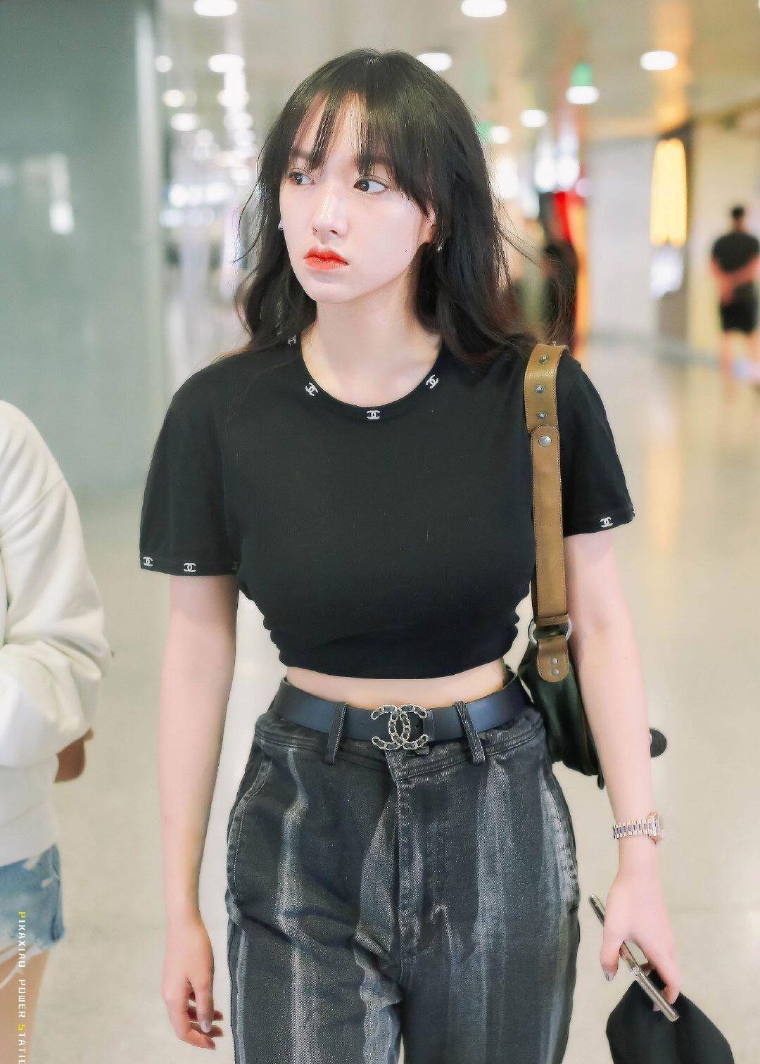 原创程潇身材上热搜咋回事中国美学什么时候能放过对程潇的批判
