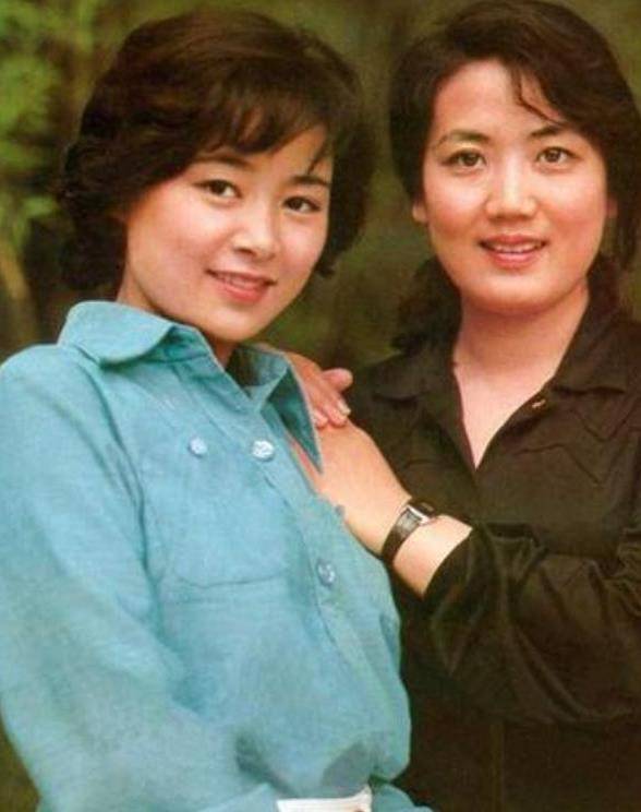 从美国毕业后,张瑜权衡利弊后选择返回中国.