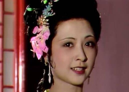 她是87《红楼梦》尤二姐的扮演者,拍完戏"失联"30年,去哪儿了