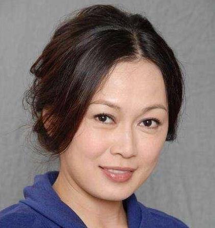 "最美朱姬"姚莹莹:遇渣男未婚先孕生子,今48岁容颜苍老变大妈