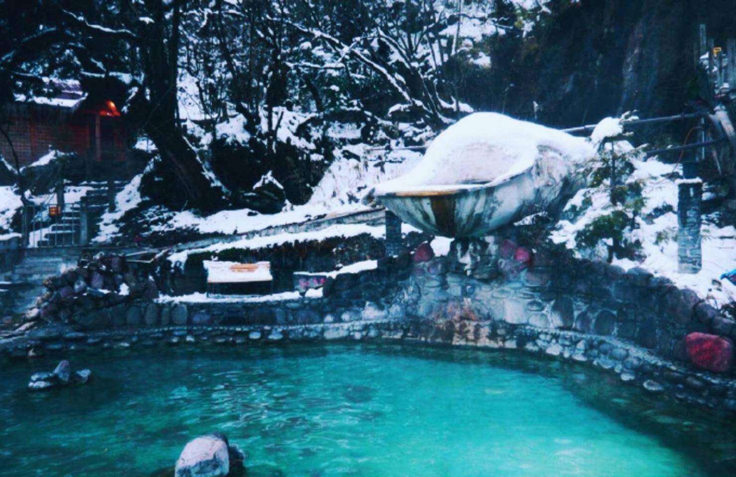 川西海螺沟温泉, 冬日里最唯美的景象, 感受冰火两重天
