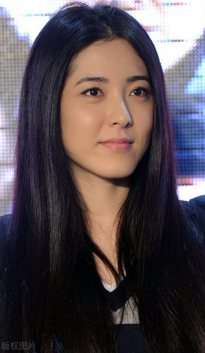 原创曾黎的佛性情史靠美色征服了5个男人仍徘徊在爱情与婚姻之间