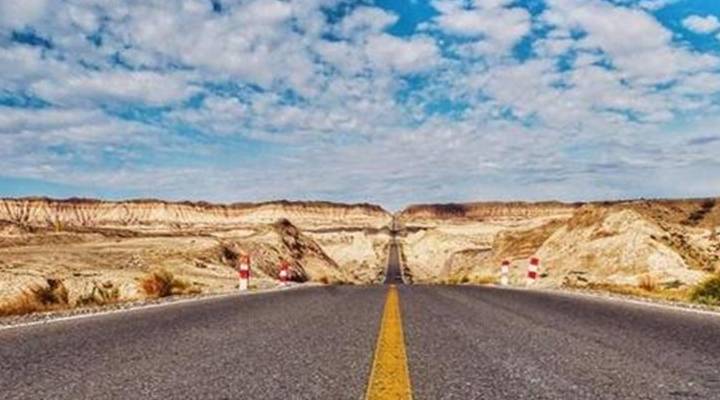 全球最孤独公路,耗资过百亿却不见车影,一条在美国,一
