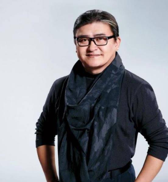 原创刘欢被传病危后罕见现身面容憔悴疑为歌手7录制宣传片