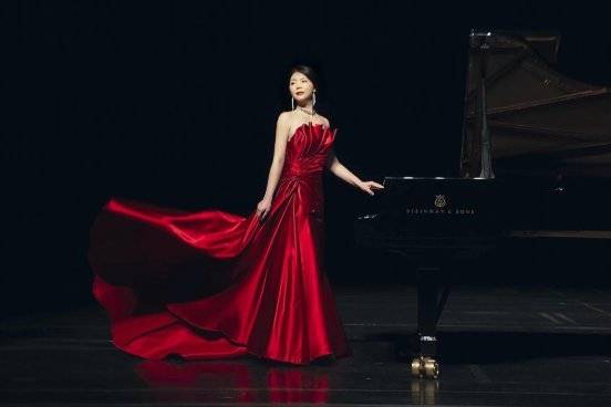 中国籍青年钢琴家李佳受邀担任瑞士国际音乐大赛终身评委