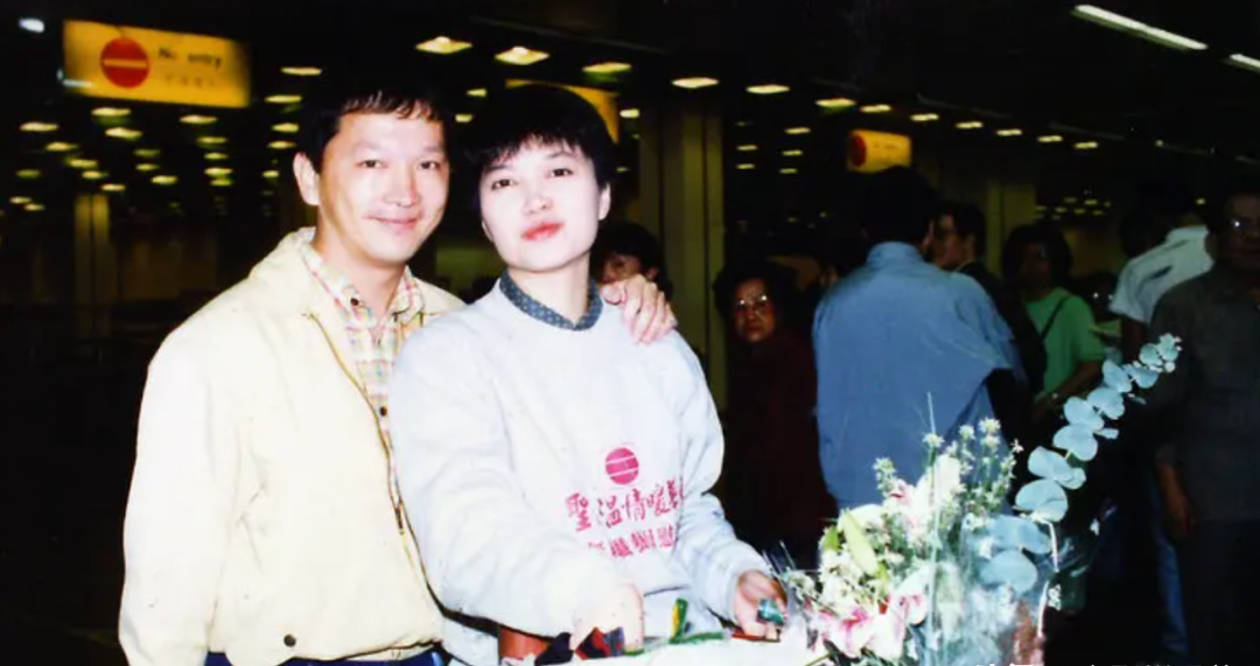 香港老戏骨廖启智因病离世,妻子绝美,却半生坎坷?