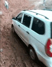 搞笑gif:沙雕闺蜜搞笑日常,群魔乱舞,别扶我,让我先笑