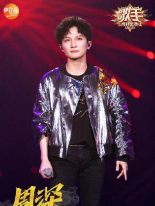 周深出道7周年:哪有什么一夜爆红,"顶流歌手"也曾自卑