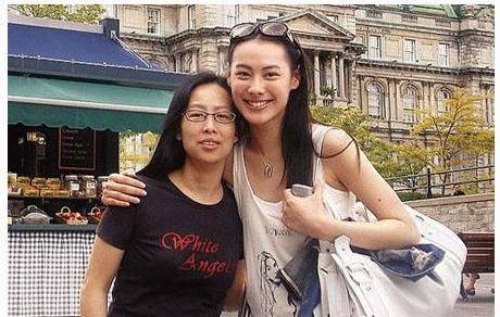 原创被生父拒认的梁洛施给李嘉诚生下3个孙子分五亿奶奶想认亲