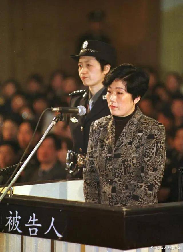 原长沙中院副院长唐吉凯曾主审"湖南最大女贪官蒋艳萍案,并在全国