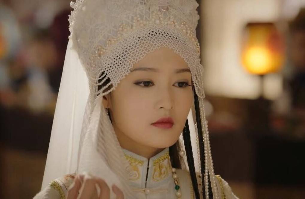 原创18位女星惊艳的异域古装造型,你以为朕攻打西域,是馋羊肉串?