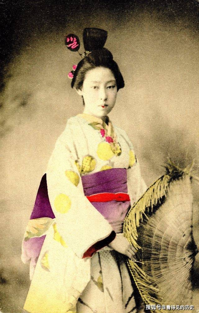 彩色老照片 百年前的日本艺伎 青春又美丽