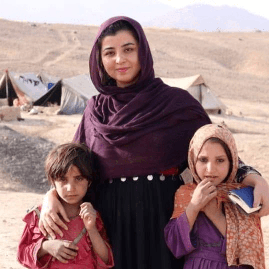 塔利班要求职业女性待在家里,阿富汗女议员:"我为什么