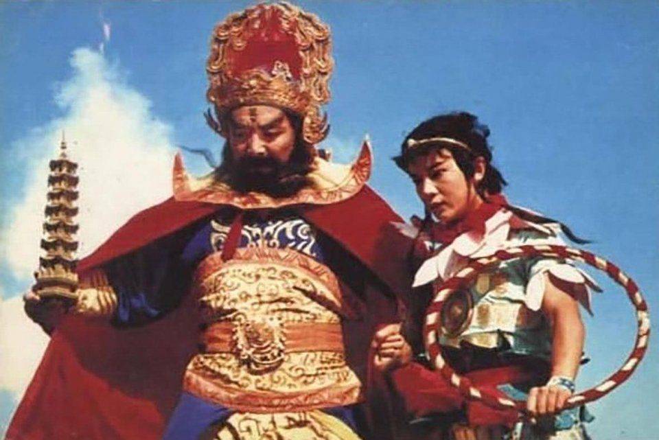李靖父子托塔天王李靖,为天庭三军总帅,因其左手托有玲珑宝塔,故被称