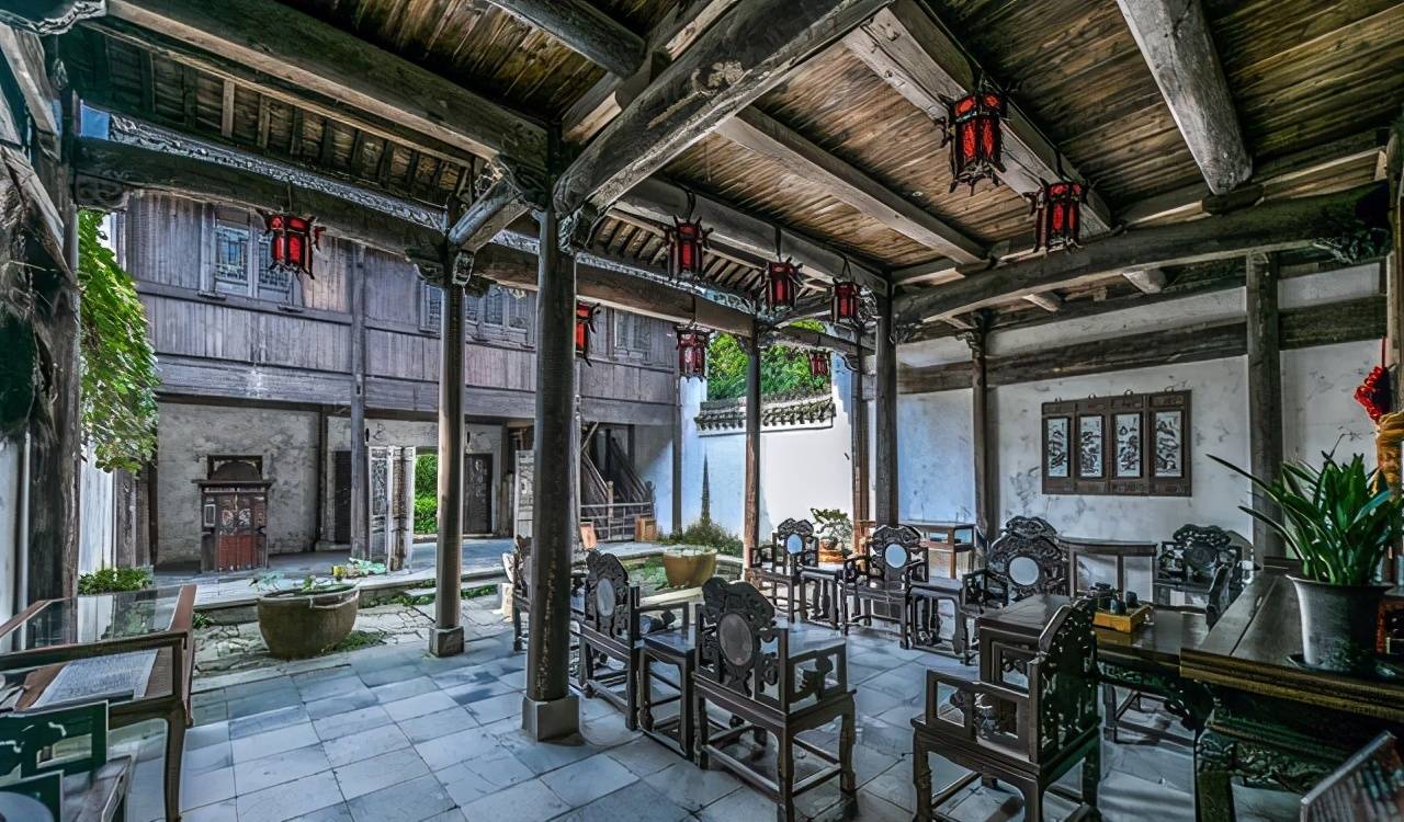 江苏海拔最高的古村,乘坐地轨仅需1分钟,全村环境宛如
