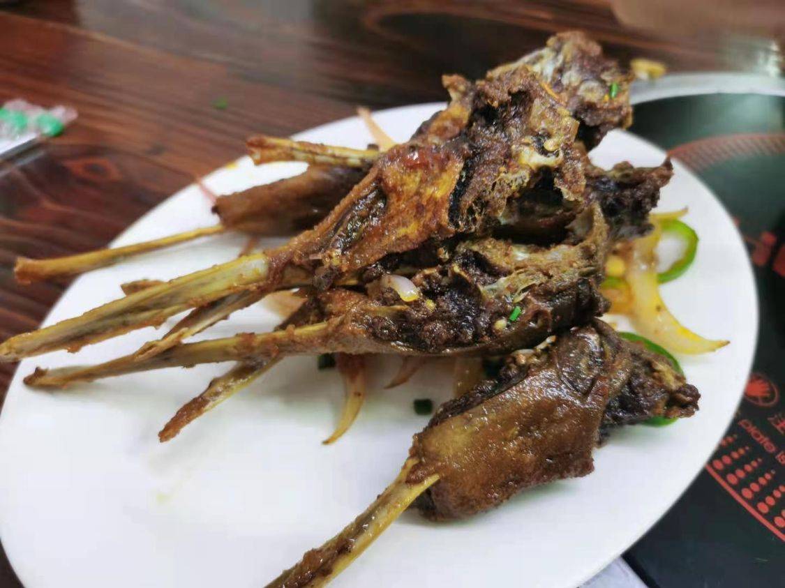 椒盐鸭下巴
