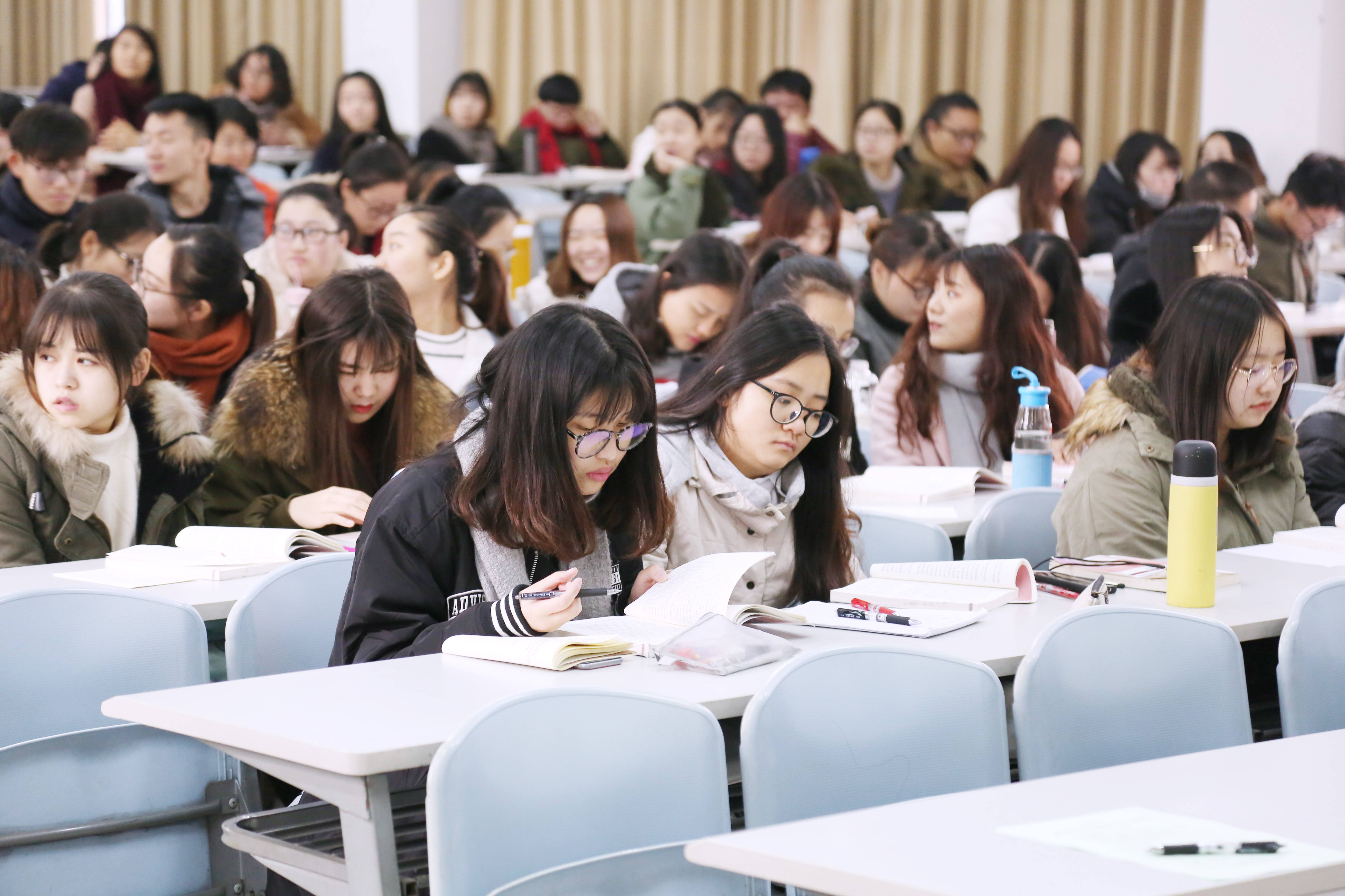 大学时期奖学金不光靠成绩还要看能力准备充分才能有备无患