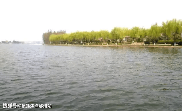 镇江【仙人湖别墅】火的一塌糊涂! 镇江【仙人湖别墅】最近卖疯了