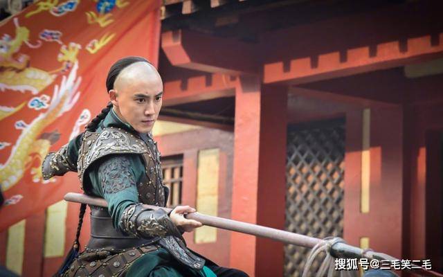 原创他曾是清朝"太子",却将妻子杀死,与继母有私情,被封铁帽子王