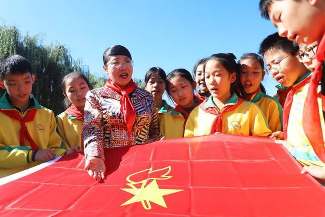 河北唐山丰润区少工委开展中国少年先锋队建队72周年纪念活动