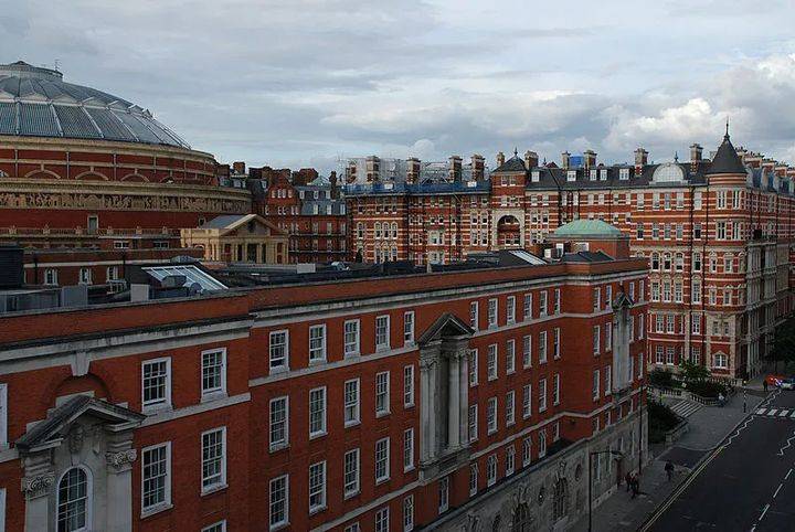 英国留学2022fall帝国理工学院新增5个硕士课程取消3个硕士专业