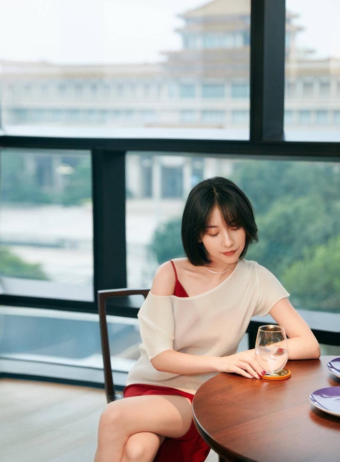醉鹅娘:一酒一世界