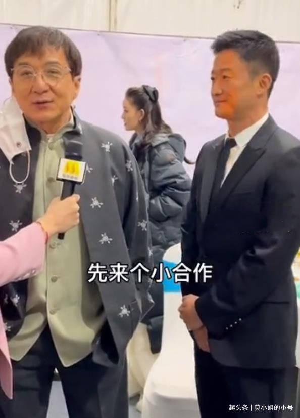 战狼也有害羞的一面,成龙夸赞吴京:4部戏就有200亿,厉害了