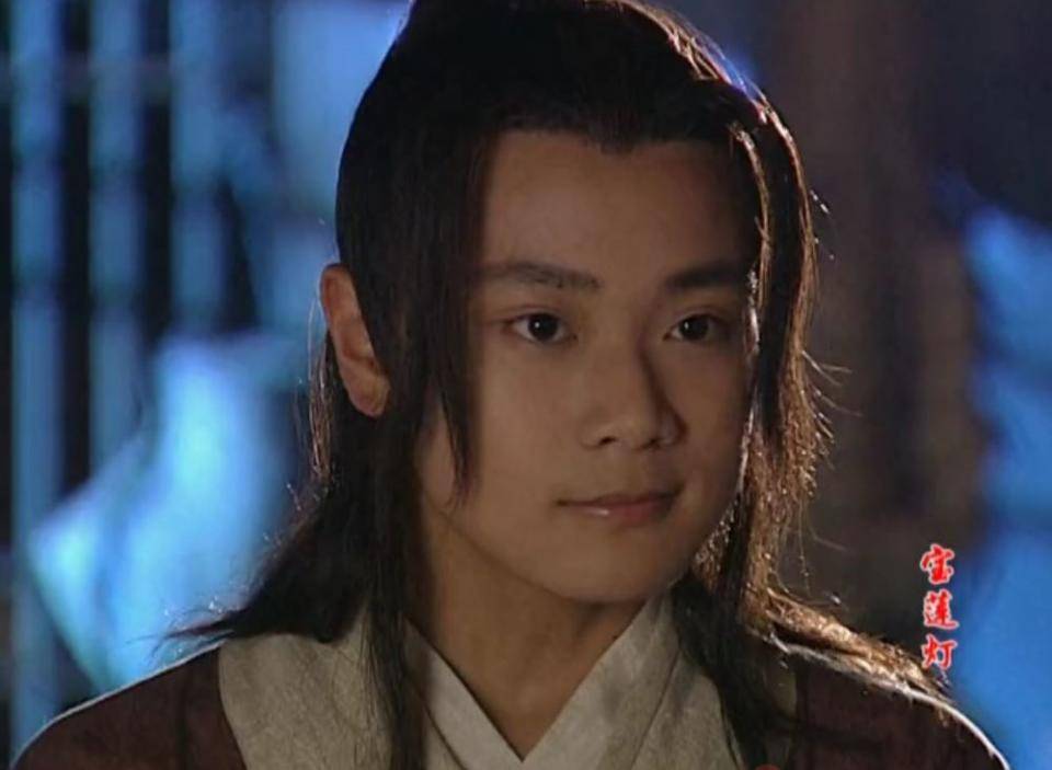 当年凭借《宝莲灯》男主沉香大火的曹骏,为何长大后却