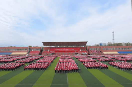 西安培华学院|军训第一天,沙场点兵砺青春